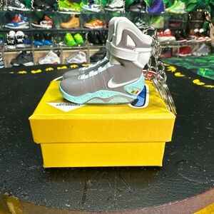 Mini 3D Printed Sneaker Keychain ‘Air Mags’